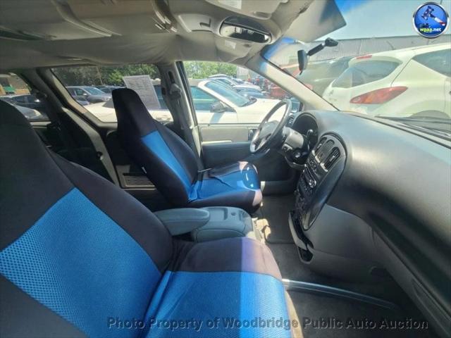 used 2006 Dodge Grand Caravan car, priced at $1,950