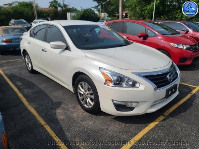 used 2014 Nissan Altima car, priced at $5,450