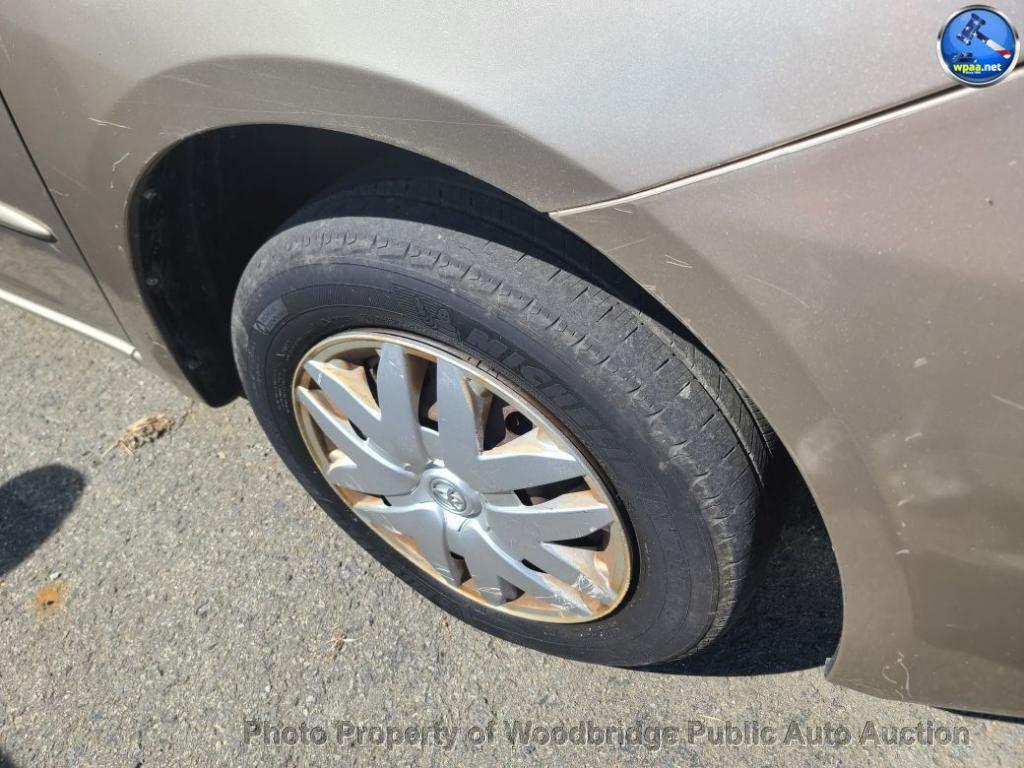 used 2004 Toyota Sienna car, priced at $1,450