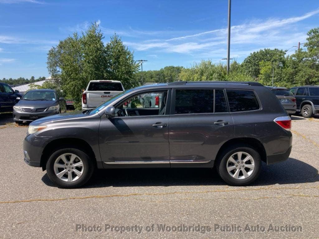 used 2011 Toyota Highlander car, priced at $8,950