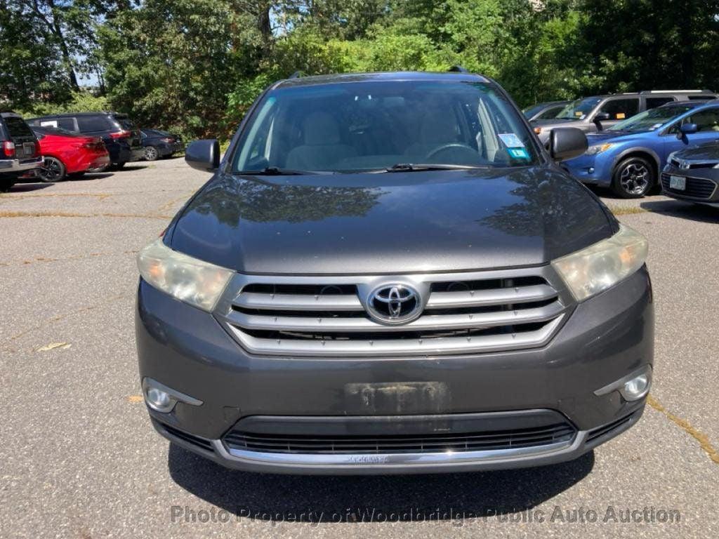used 2011 Toyota Highlander car, priced at $8,950