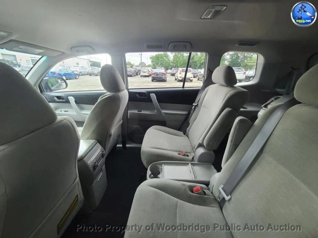 used 2011 Toyota Highlander car, priced at $8,950