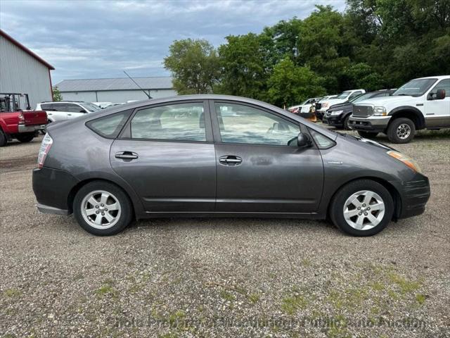 used 2007 Toyota Prius car, priced at $2,950