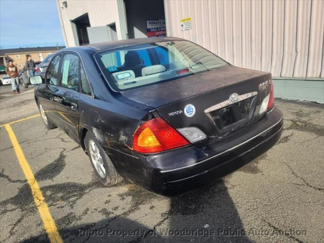 used 2000 Toyota Avalon car, priced at $2,250