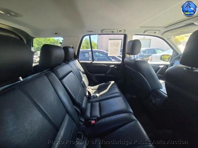 used 2005 Mercedes-Benz M-Class car, priced at $2,550