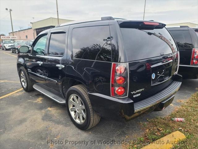 used 2013 GMC Yukon car, priced at $12,950