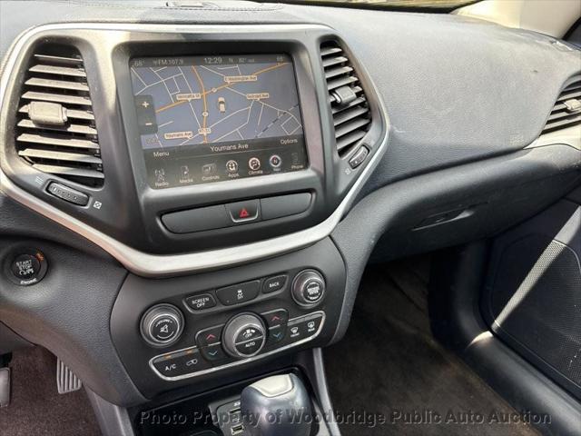 used 2015 Jeep Cherokee car, priced at $4,950