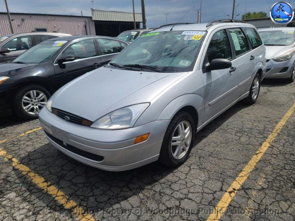 used 2000 Ford Focus car, priced at $1,950