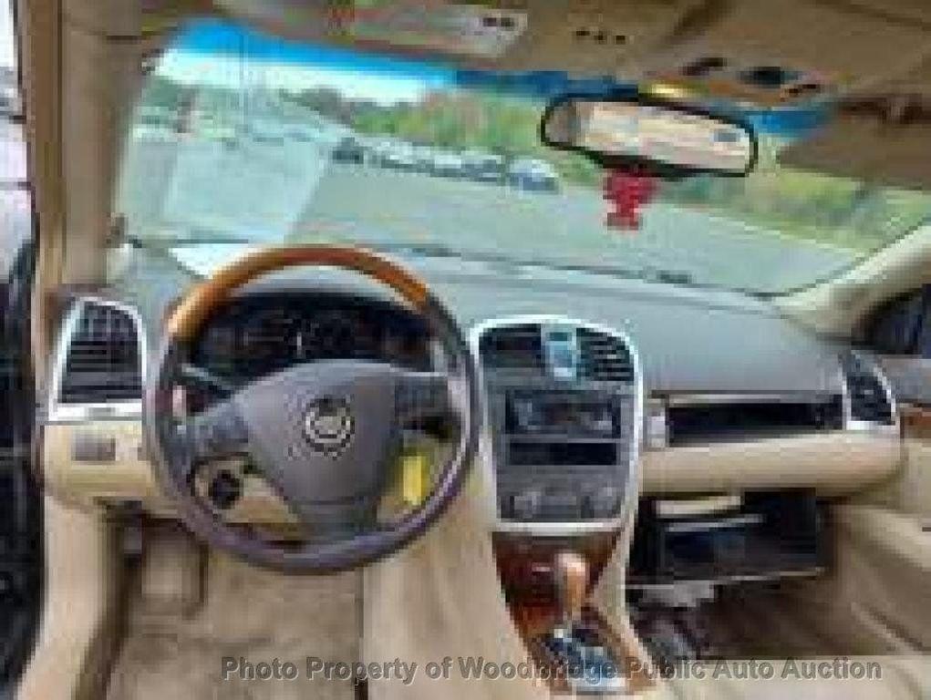 used 2007 Cadillac SRX car, priced at $1,950