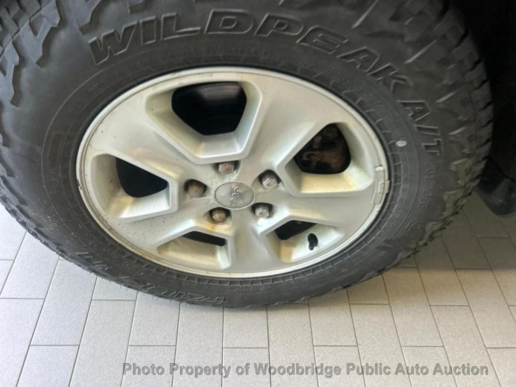 used 2015 Jeep Grand Cherokee car, priced at $4,950