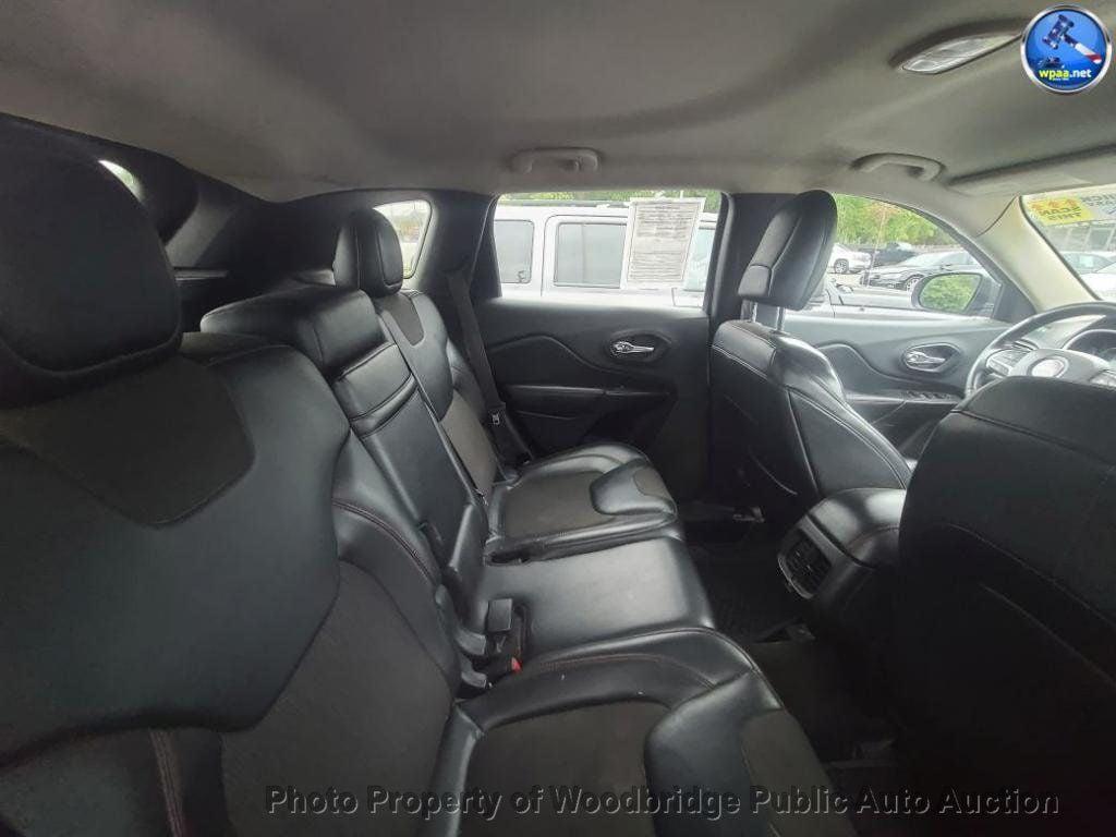 used 2015 Jeep Cherokee car, priced at $4,950