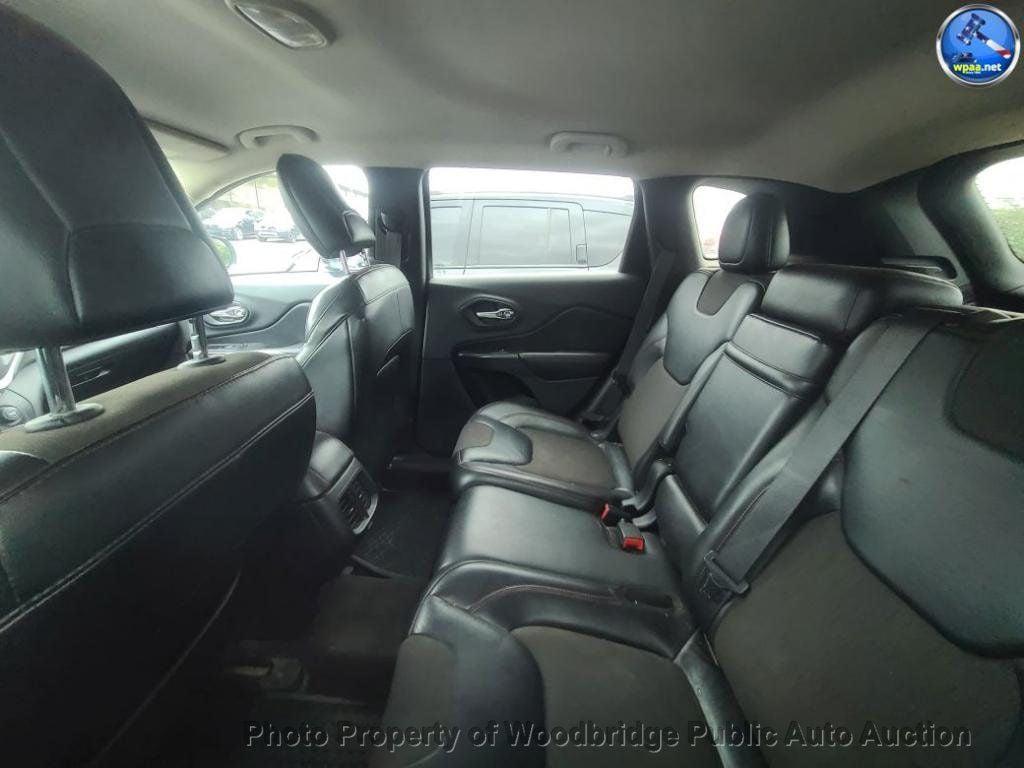 used 2015 Jeep Cherokee car, priced at $4,950