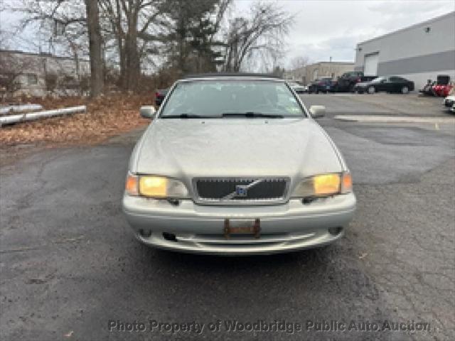 used 2000 Volvo C70 car, priced at $1,650