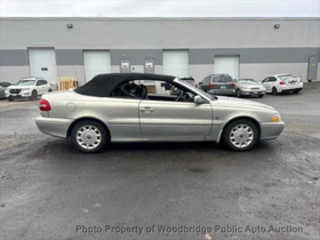 used 2000 Volvo C70 car, priced at $1,350