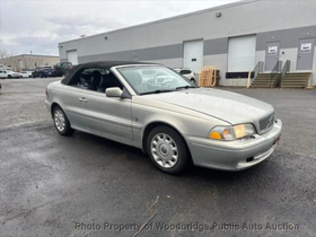 used 2000 Volvo C70 car, priced at $1,650