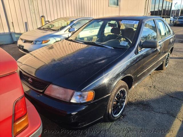 used 1998 Nissan Sentra car