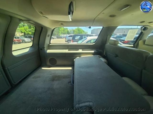 used 2001 Chevrolet Suburban car, priced at $1,950