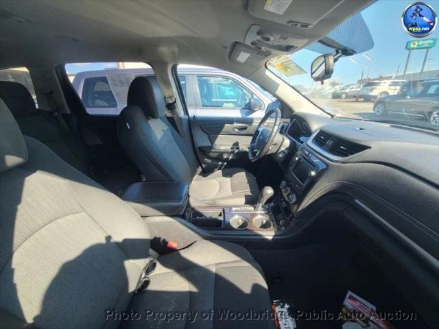 used 2015 Chevrolet Traverse car, priced at $6,950