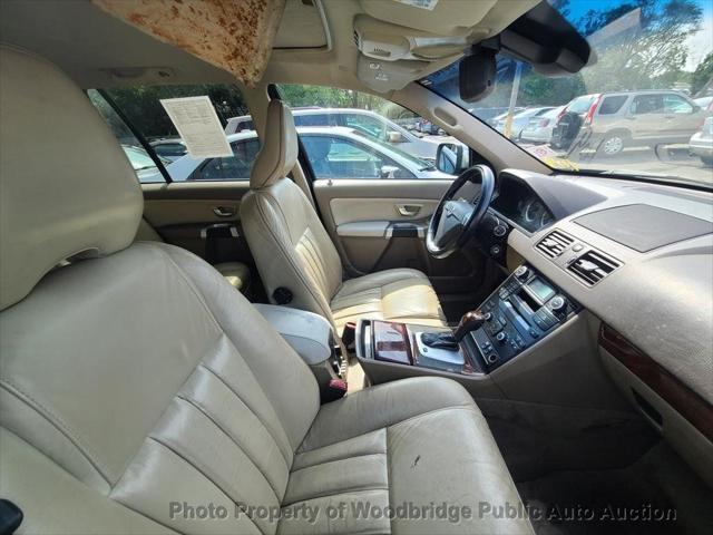 used 2013 Volvo XC90 car, priced at $3,950