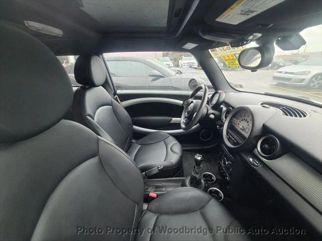 used 2013 MINI Hardtop car, priced at $5,950