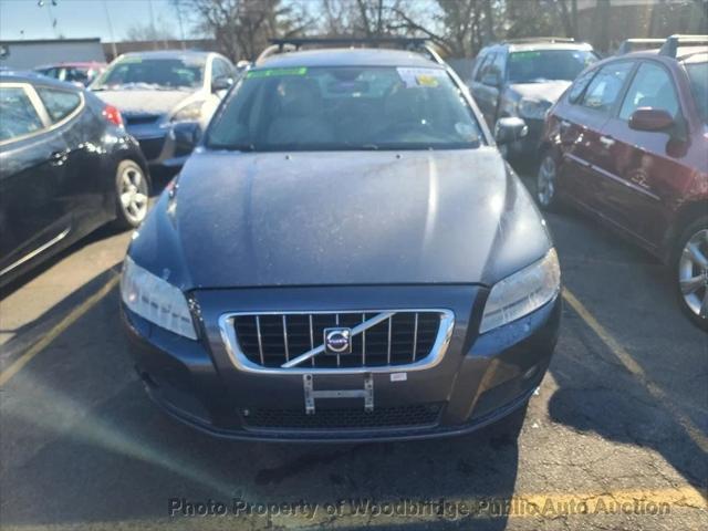 used 2009 Volvo V70 car, priced at $3,950