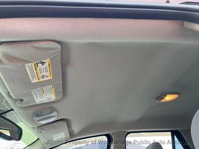 used 2002 Saturn Vue car, priced at $2,950