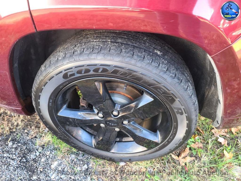 used 2016 Jeep Grand Cherokee car, priced at $9,550