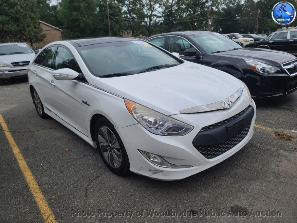 used 2014 Hyundai Sonata Hybrid car, priced at $8,950