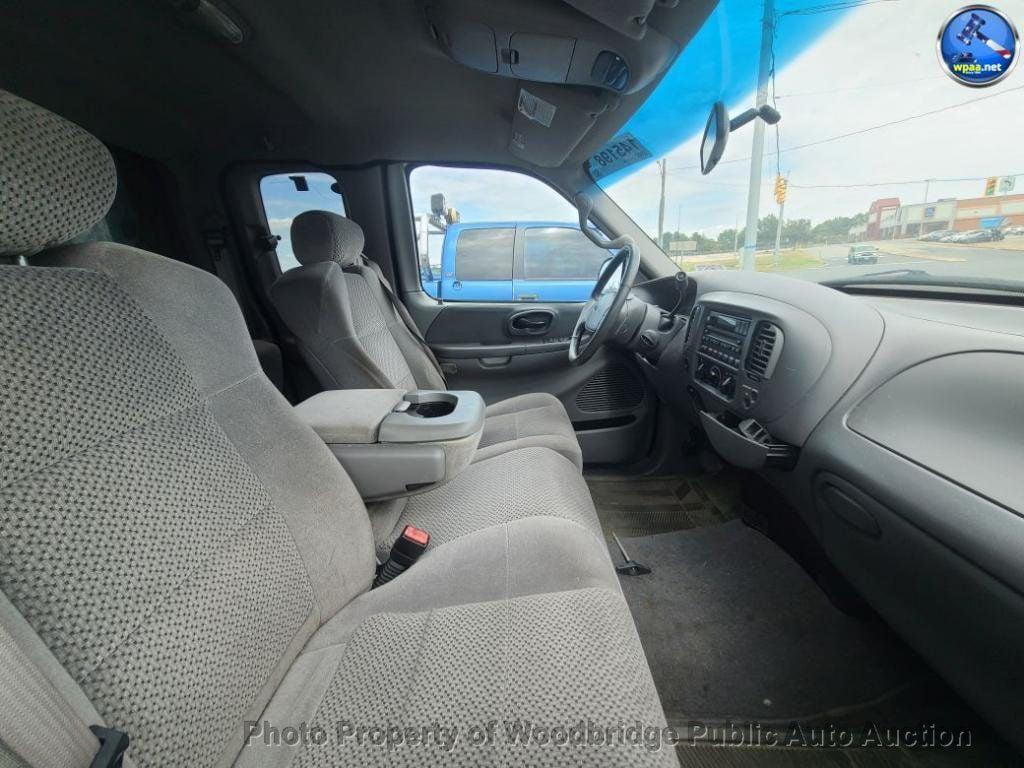 used 2002 Ford F-150 car, priced at $2,950
