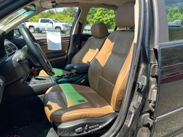 used 2002 BMW 325 car, priced at $2,450