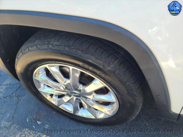 used 2016 Jeep Cherokee car, priced at $7,450