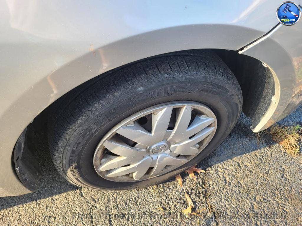used 2008 Toyota Sienna car, priced at $2,950