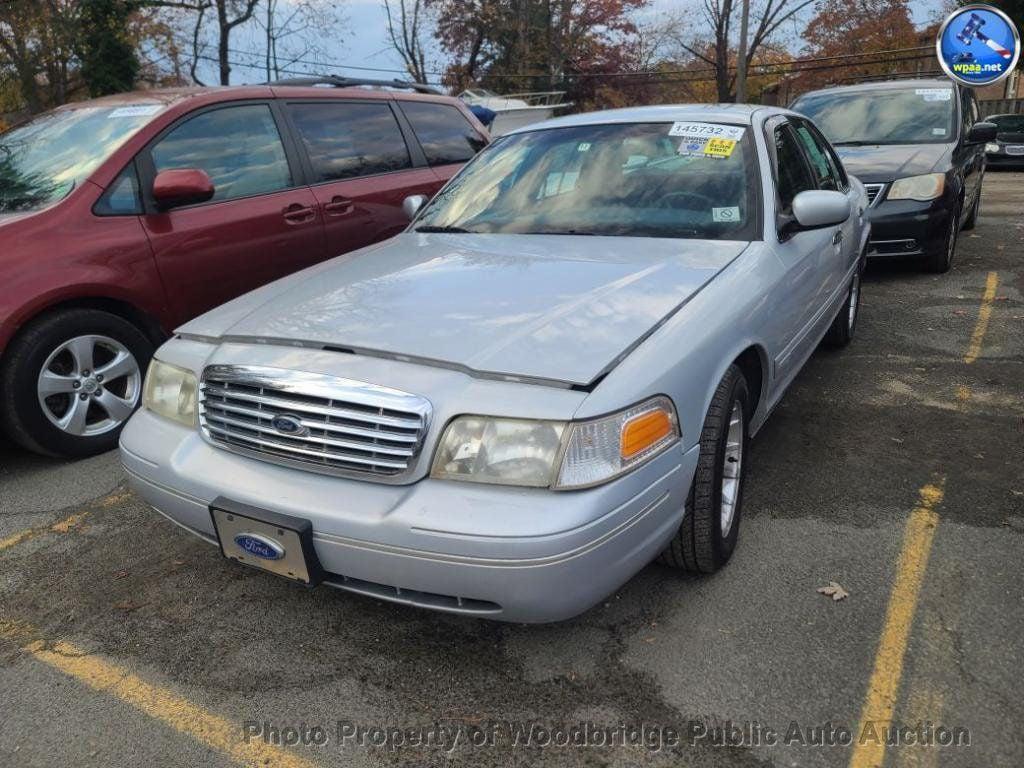 used 2001 Ford Crown Victoria car, priced at $1,950