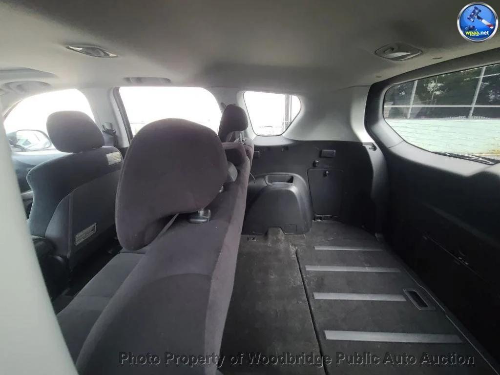used 2007 Mitsubishi Outlander car, priced at $2,250