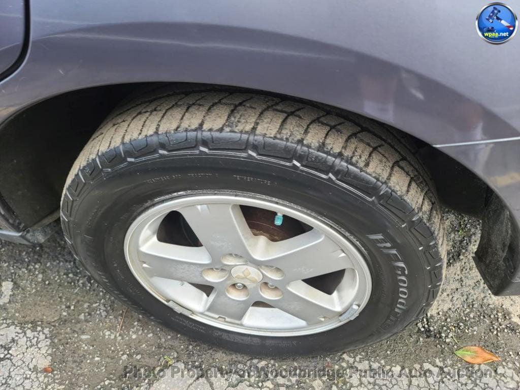 used 2007 Mitsubishi Outlander car, priced at $2,250