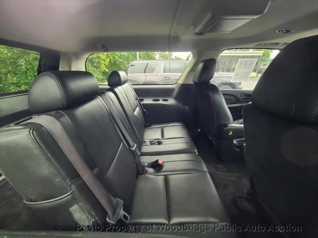 used 2013 Cadillac Escalade ESV car, priced at $8,950