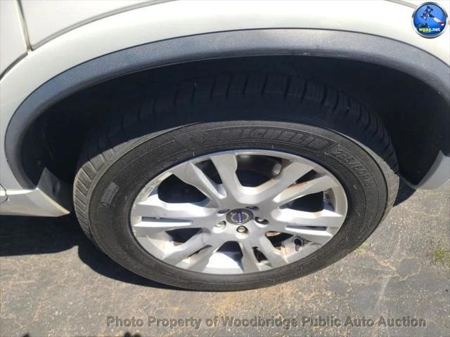used 2014 Volvo XC90 car, priced at $6,900