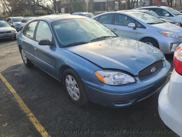 used 2005 Ford Taurus car