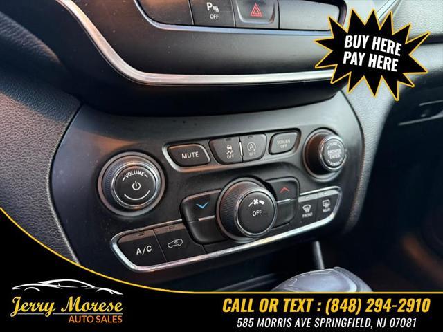 used 2019 Jeep Cherokee car, priced at $9,495