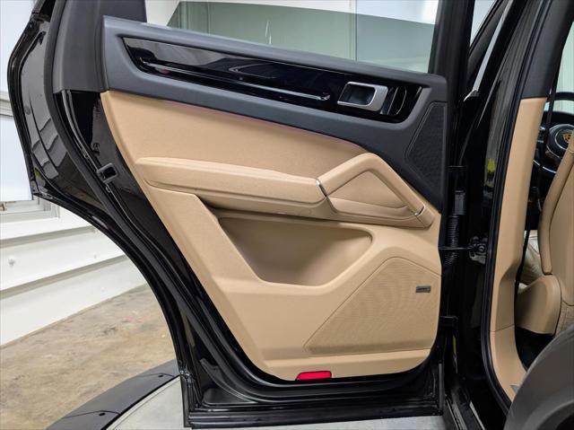 used 2021 Porsche Cayenne E-Hybrid car, priced at $51,919