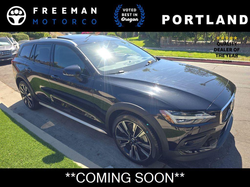 used 2023 Volvo V60 Cross Country car, priced at $44,995