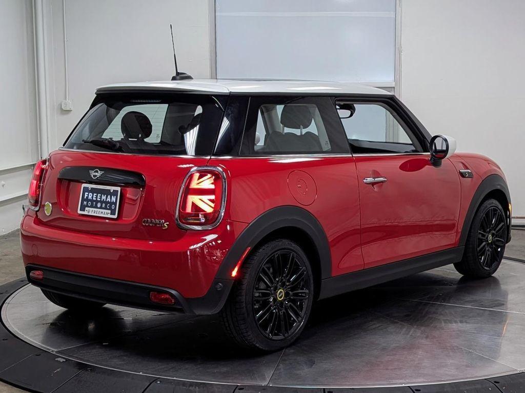 used 2024 MINI Hardtop car, priced at $25,995