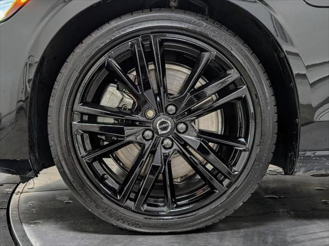 used 2024 Volvo S60 Recharge Plug-In Hybrid car, priced at $34,995