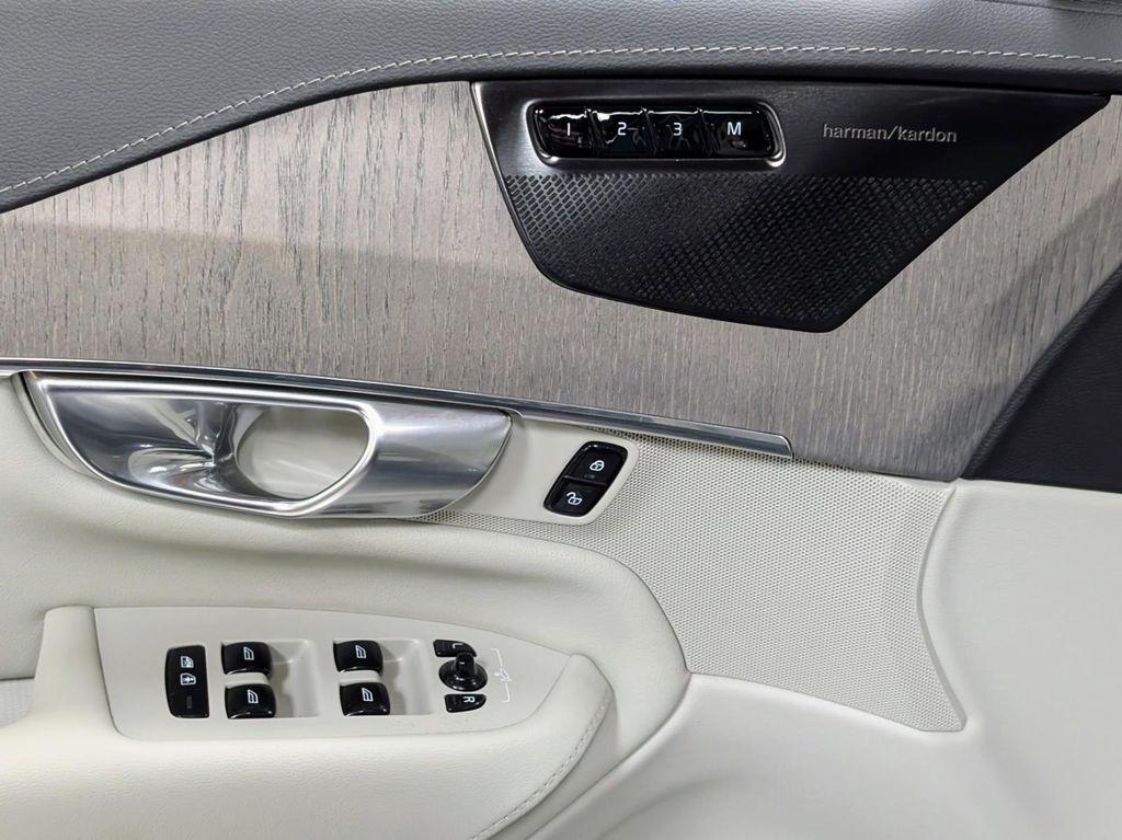 used 2022 Volvo XC90 Recharge Plug-In Hybrid car, priced at $47,995