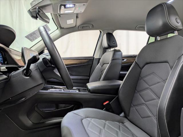 used 2024 Volkswagen Atlas car, priced at $32,855
