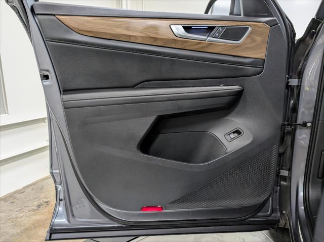 used 2024 Volkswagen Atlas car, priced at $32,855