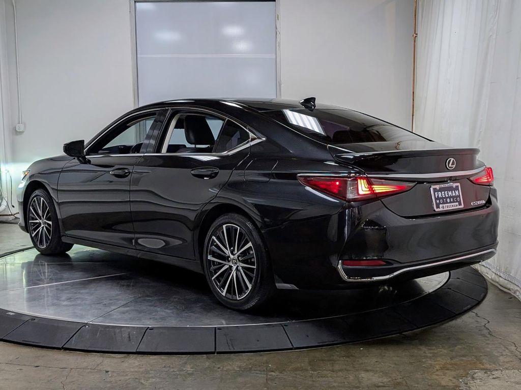 used 2024 Lexus ES 300h car, priced at $41,417