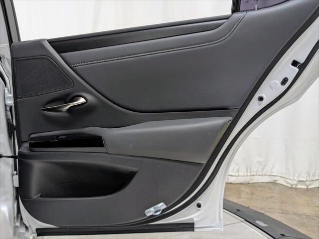used 2024 Lexus ES 300h car, priced at $43,978