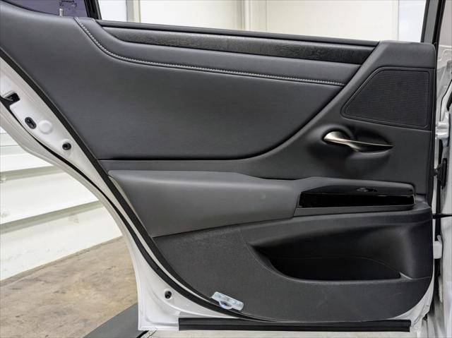 used 2024 Lexus ES 300h car, priced at $43,978
