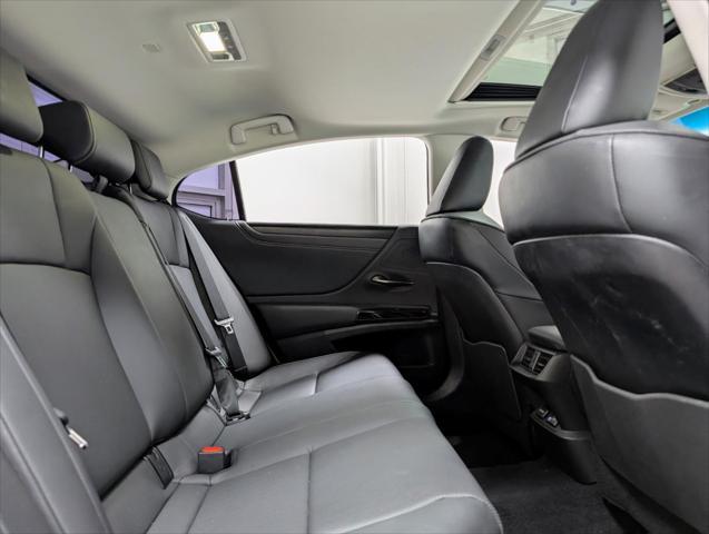 used 2024 Lexus ES 300h car, priced at $43,978